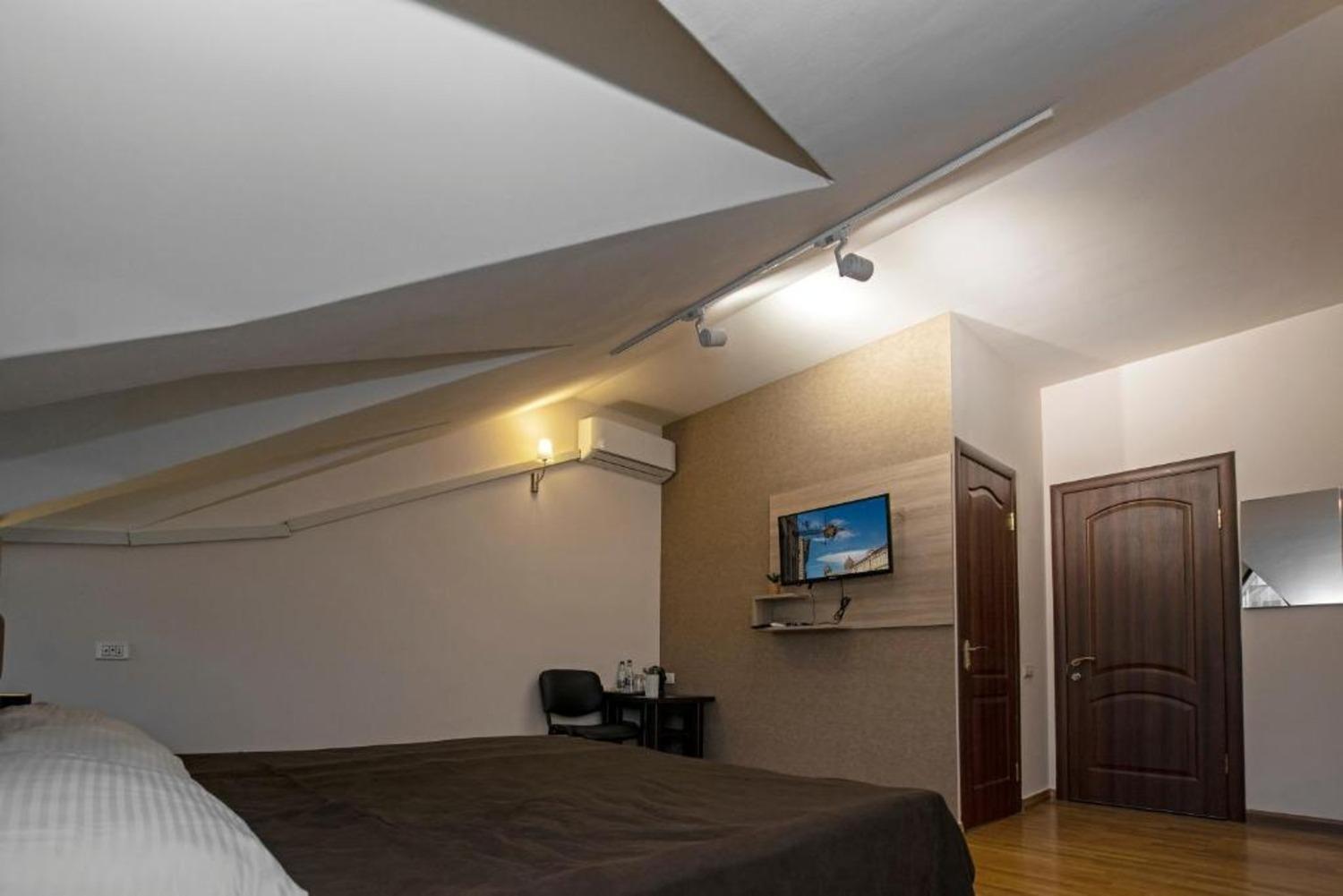 Hotel Season Ереван Экстерьер фото
